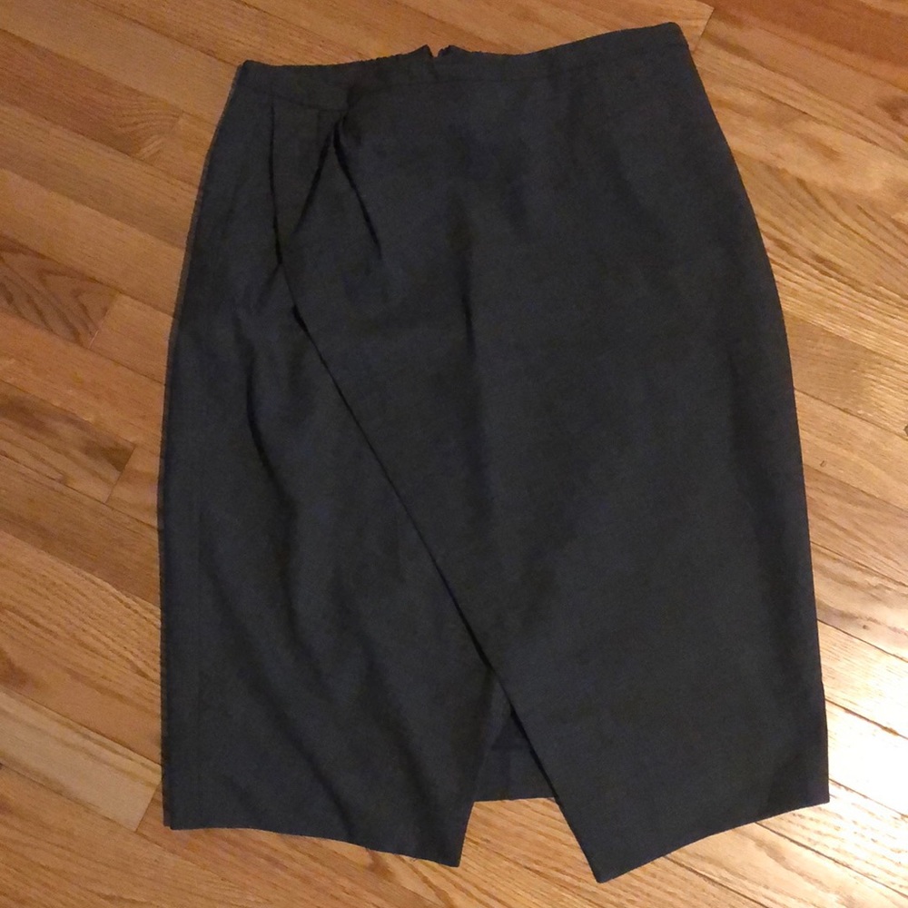 J Crew fully lined gray skirt, size 12, NWT, bias fold in the front.